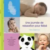 Le doux massage des mains de bébé