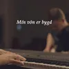 About Mín Vón Er Bygd Á (Live) [feat. Bodil Olsen] Song
