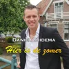 About Hier Is De Zomer Song