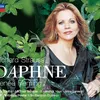 "Daphne!" / "Mutter!" / "Wir warten dein"