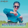 About Ngelabur Langit Song