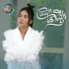 About ចេះបោកនៅស្ទើរ Song