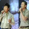 About Chỉ Có Bạn Bè Thôi (Liveshow Hát Trên Quê Hương) Song