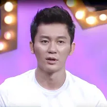 李晨