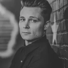 Frankie Ballard