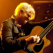 Tom Cochrane