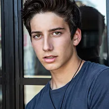 Milo Manheim