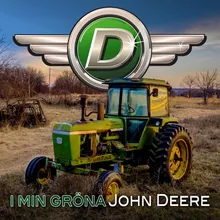 I min gröna John Deere