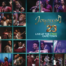 Moya Oyingcwele (Live)