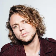 Ashton Irwin