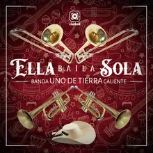 Ella baila sola