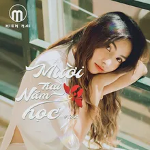 Mười Hai Năm Học