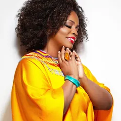 Dianne Reeves