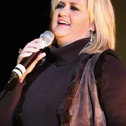 Vicki Yohe