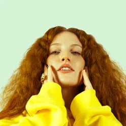 Jess Glynne