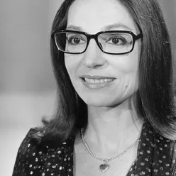 Nana Mouskouri