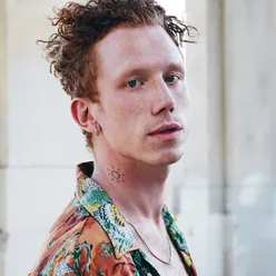 Erik Hassle