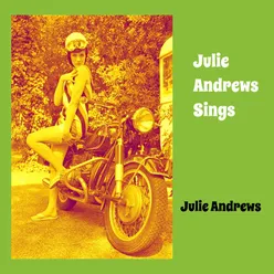 Julie Andrews Sings