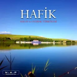 Hafik'in Önünde Halay Kurulur