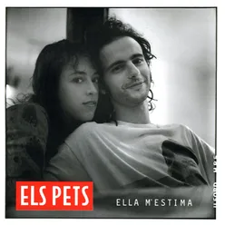 Ella m'estima