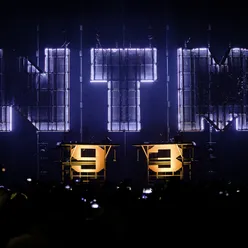 Paris sous les bombes (Live à l'AccorHotels Arena 2019)