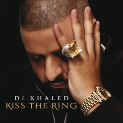 Kiss The Ring Deluxe