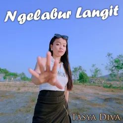 Ngelabur Langit