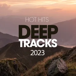 Hot Hits Deep Traxx 2023