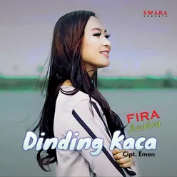 Dinding Kaca