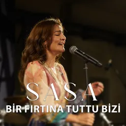 Bir Fırtına Tuttu Bizi