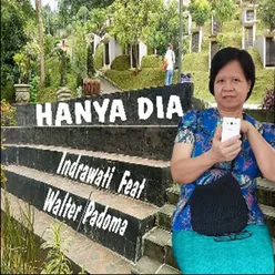 Hanya Dia (feat. Walter Padoma)