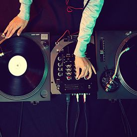 Play Bollywood Mashups Songs Online For Free Or Download Mp3 Wynk Aashuki 2 mashup full song korean mix song l kiran kamath best bollywood mashups mp3 duration 12:52 size 29.45 mb / tik tok video 16. play bollywood mashups songs online for